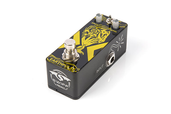 SWIFF AP02 EARTHPULSE Cable Free Pedal(TREMOLO/PULSATOR)